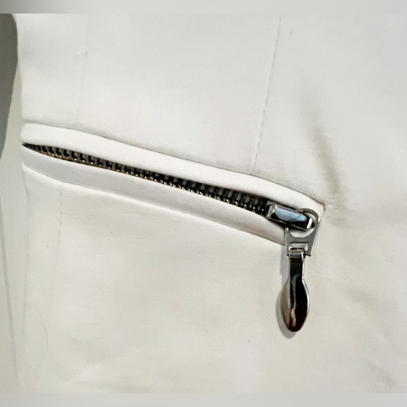 Sandra Augelozzi white cotton blazer, silver buttons, fully lined - Picture 2 of 5